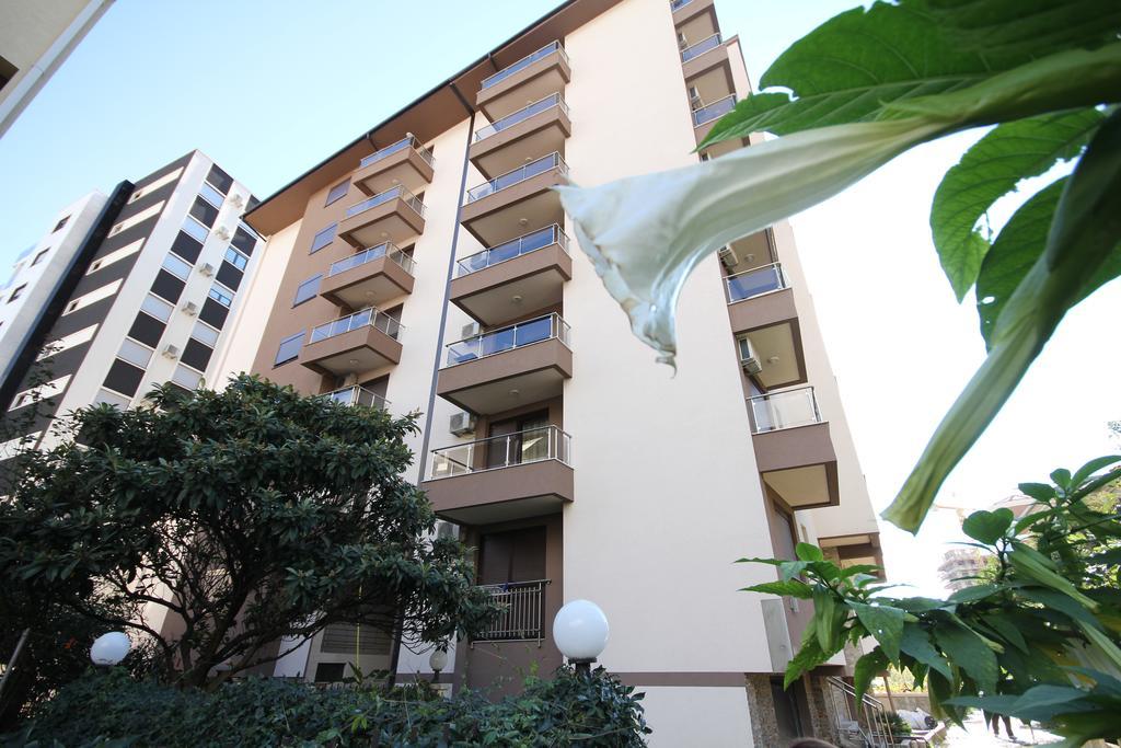 Karina Apartment Будва Екстериор снимка